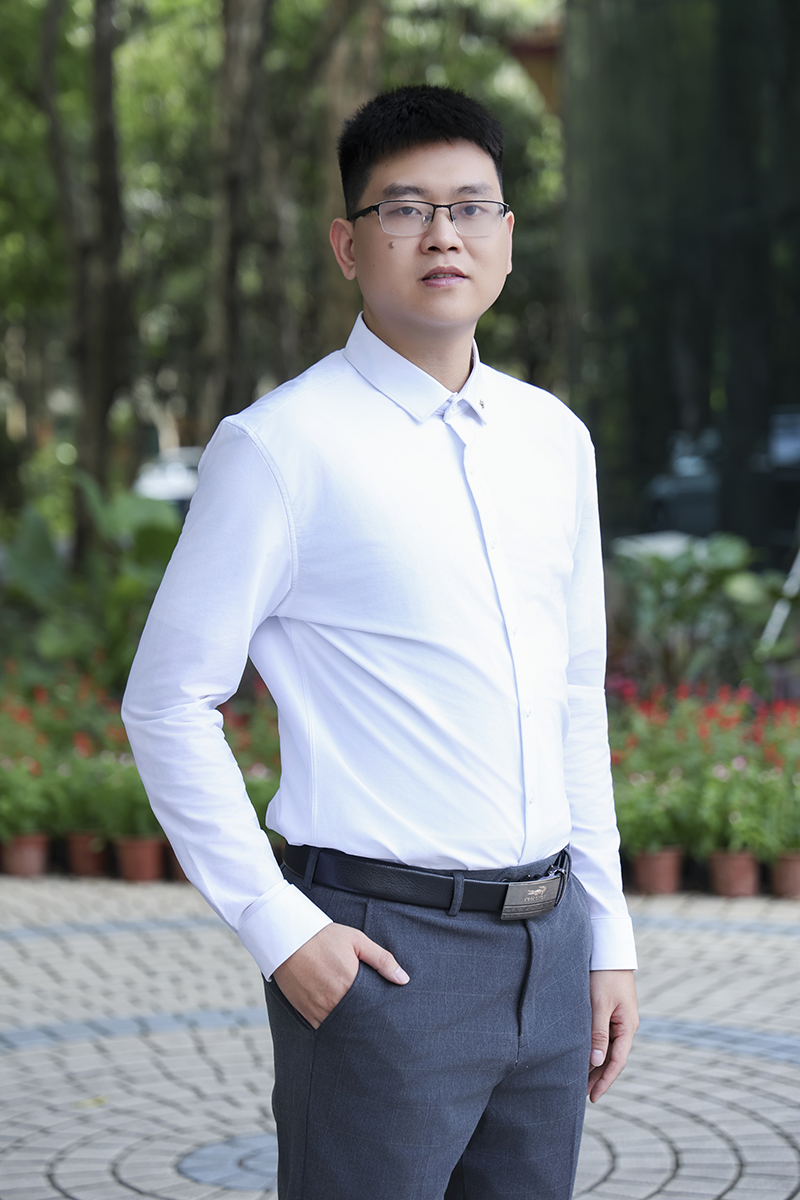 邓同杰-广西民族大学数学科学学院